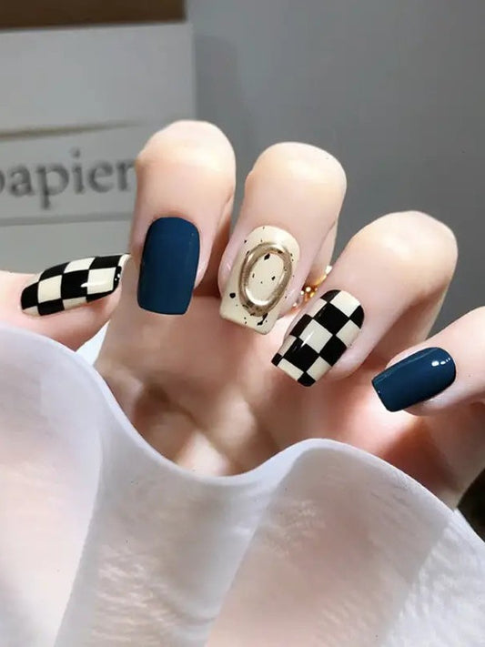 Navy & Checked Nails