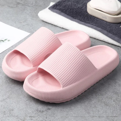 Women’s comfort slide cloud sandals