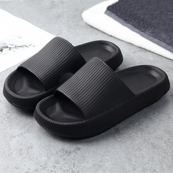Women’s comfort slide cloud sandals